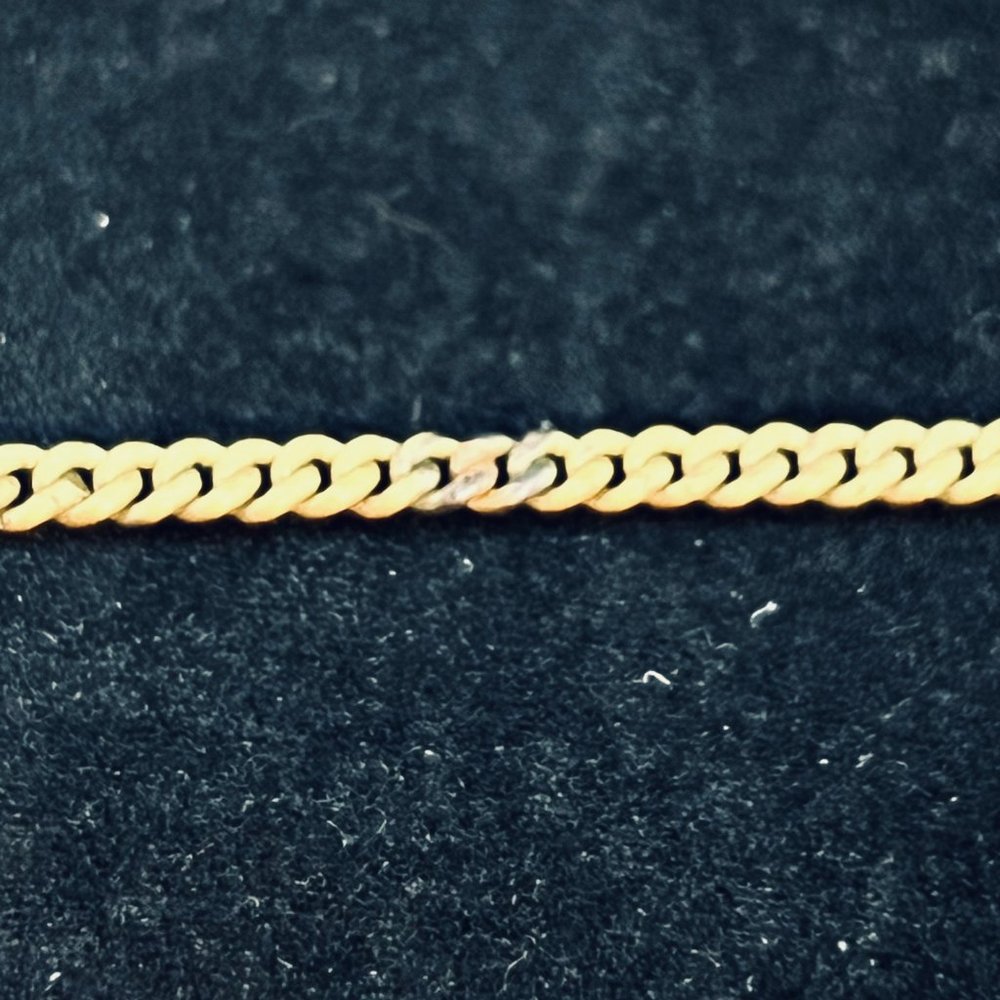 Gold Tone Curb Chain Necklace With Red And Clear Rhinestones - Picture 8 of 8